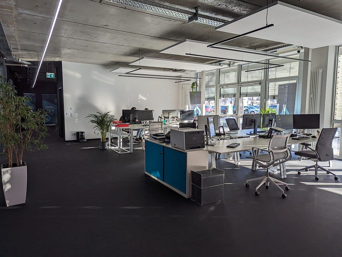 Büro Regensburg-West – Open-Space-Bereich (1)