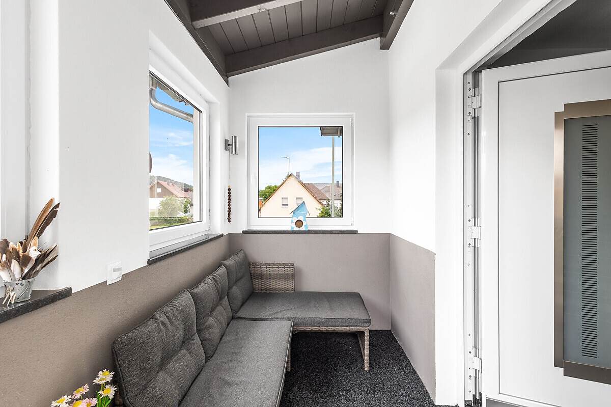 Zweifamilienhaus Teublitz-Katzdorf – Eingang Wohnung OG